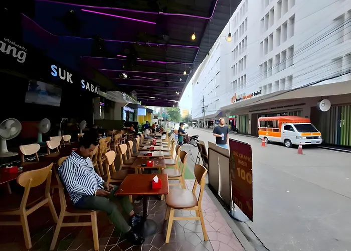 The Hidden Khaosan Hostel